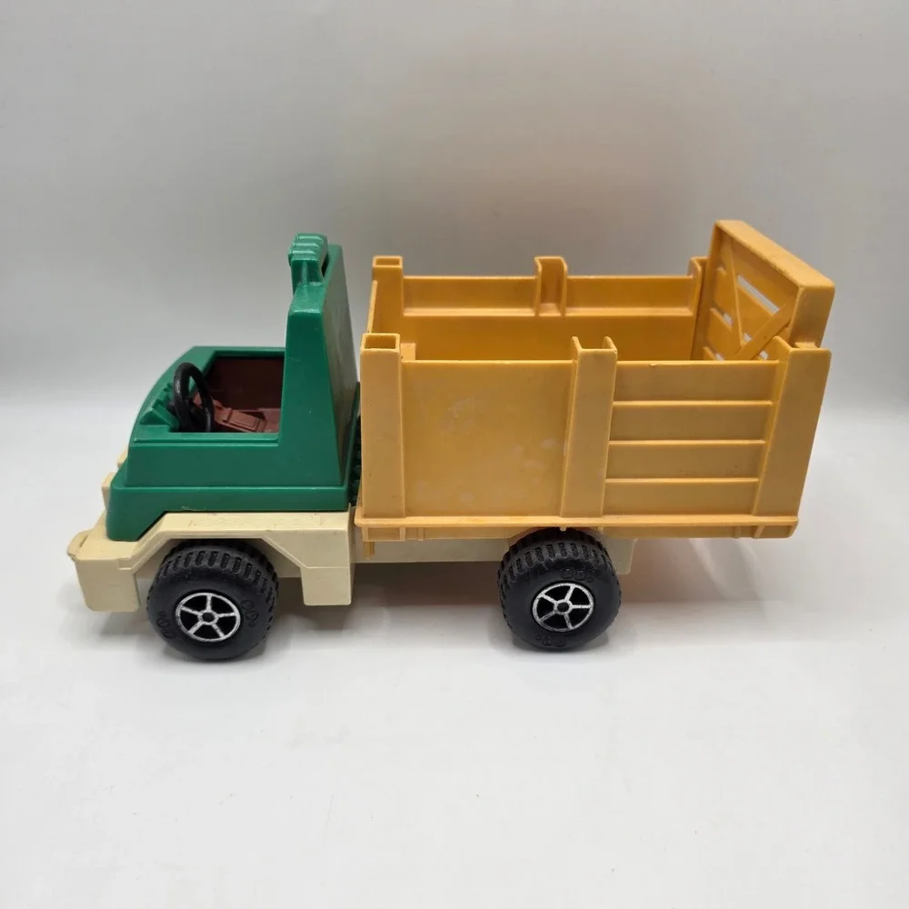 Fisher Price Stake Bed‎ Truck Kids Green Yellow Vintage 1970s USA Toy Vehicle